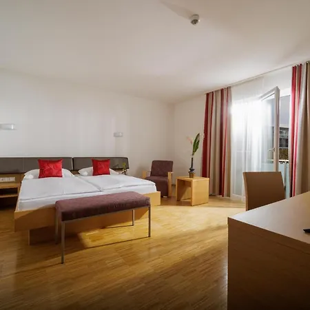 Hotel Garni Toscanina - Adults Only 4*